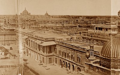 Vue panoramique des cours de la Résidence, Lucknow - Felice Beato